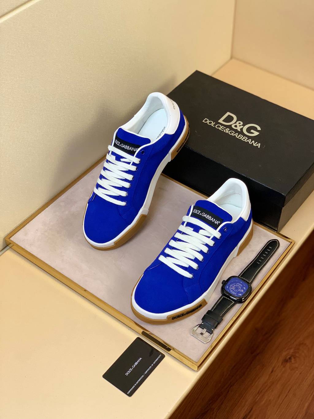 D*G sneaker